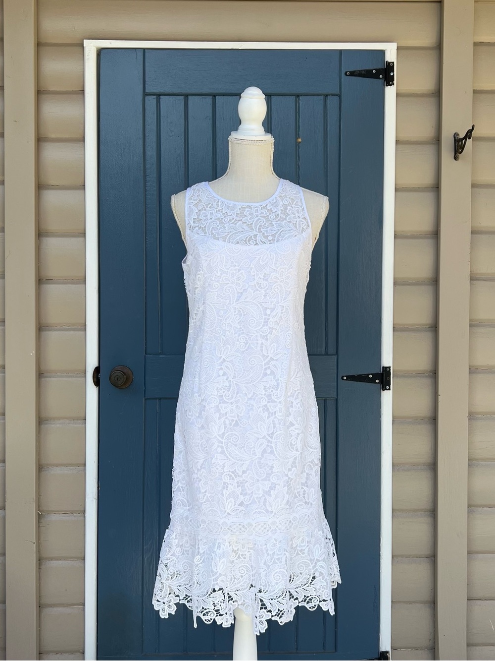 NWT White House Black Market White Floral Lace Midi Dress Flounce Hem Sleeveless